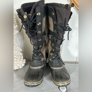 Sorel Carly Conquest Boot Size 7